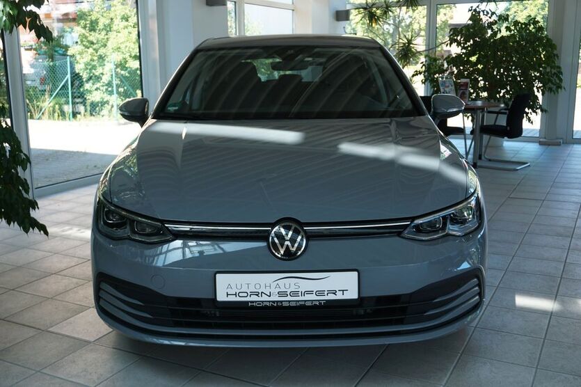 VW Golf 18.034 km 24.950 € Weißwasser 02943