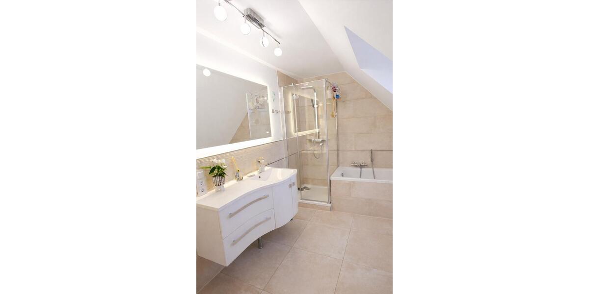 Doppelhaushälfte Ludwigsfelde - 5 Zimmer, 160 m&sup2;, 450.000&euro; | Angebot:24785946