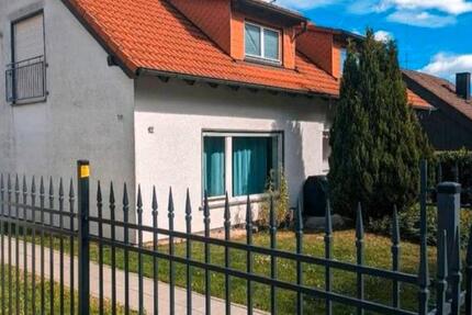 Zweifamilienhaus 220qm Wohnfläche, 794qm Grundstück, 2 Wohnungen zimmer