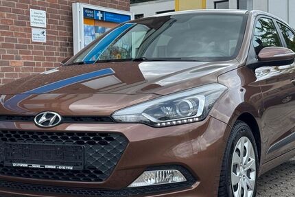 Hyundai i20 47.364 km 9.490 &euro; Düren 52349