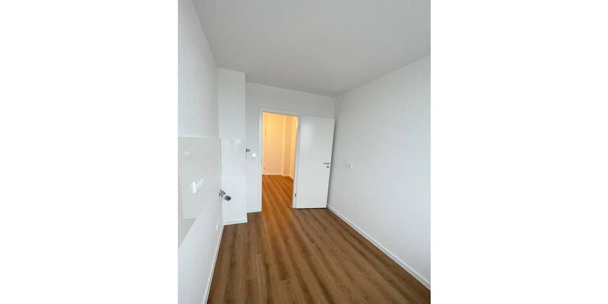 Etagenwohnung Köln Bickendorf - 2 Zimmer, 65 m&sup2;, 990&euro; | Angebot:26243044