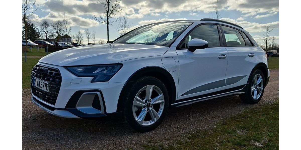 Audi A3 10.300 km 34.900 &euro; Schlangenbad 65388