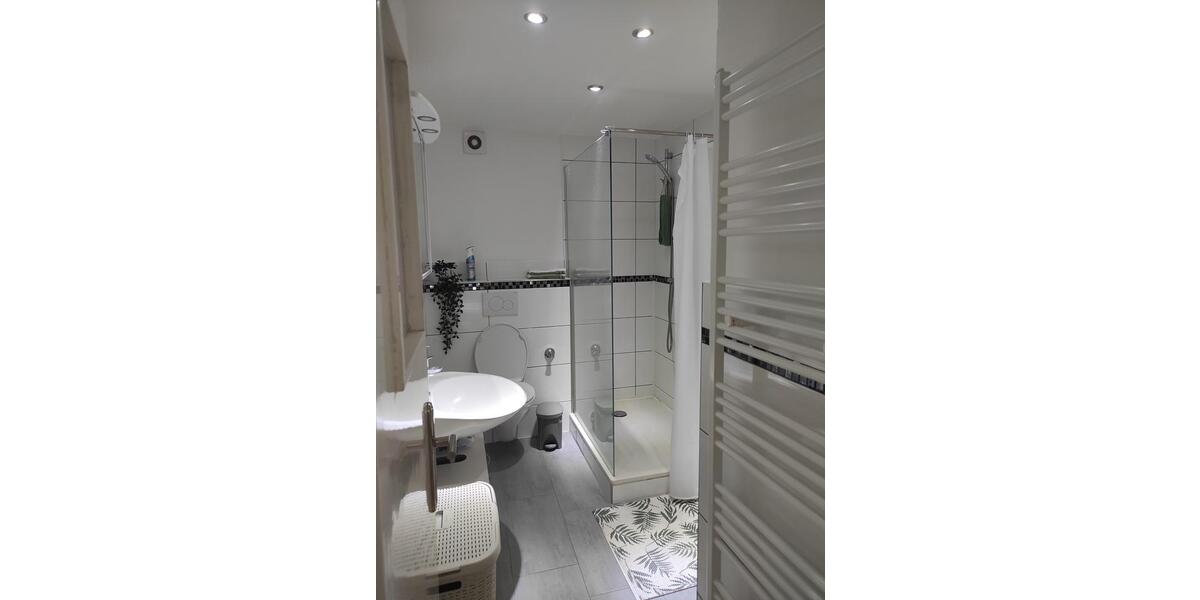 Etagenwohnung Mettmann - 2 Zimmer, 55 m&sup2;, 1.000&euro; | Angebot:24742436