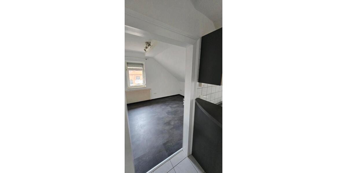 Dachgeschoßwohnung Remshalden - 3 Zimmer, 40 m&sup2;, 580&euro; | Angebot:24952154