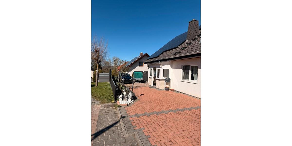 Einfamilienhaus Brakel - 6 Zimmer, 143 m&sup2;, 379.000&euro; | Angebot:26766283