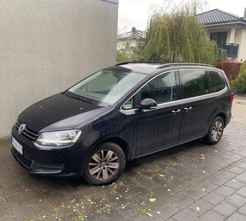 VW Sharan 250.000 km 7.400 € Paderborn 33104