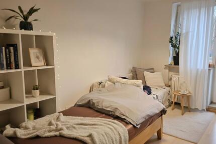 Großes, voll möbliertes Zimmer in WG in Martinsried 1 zimmer