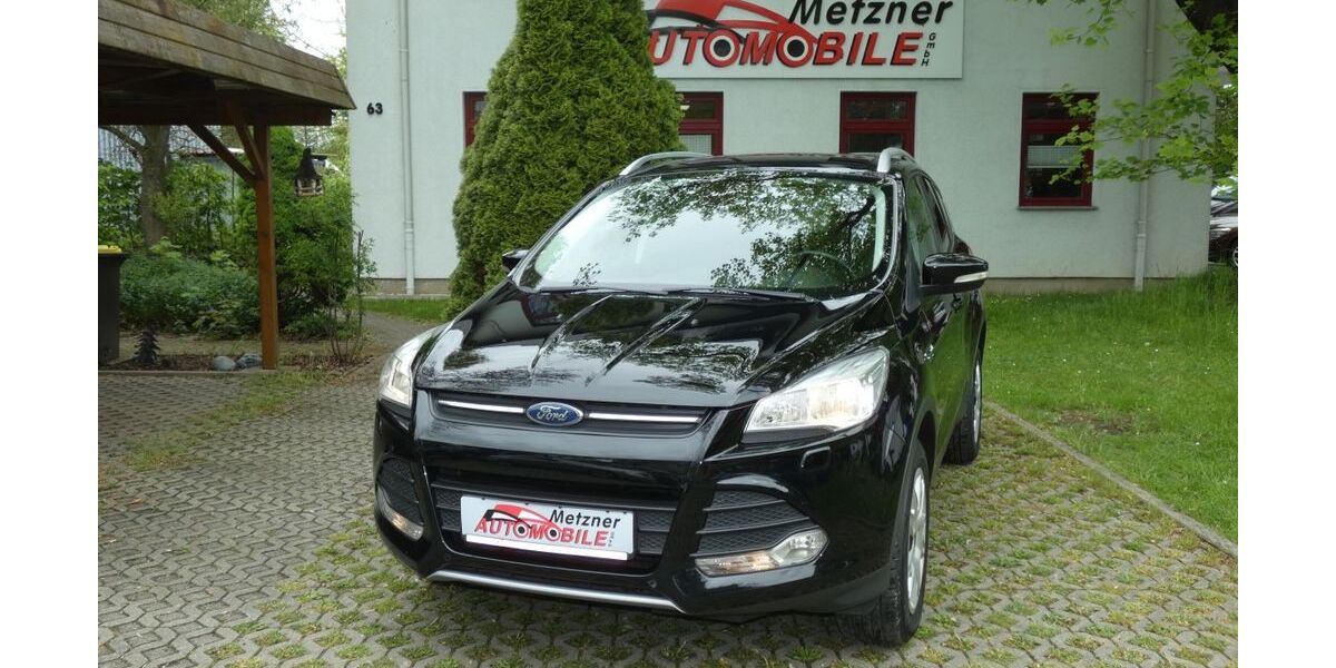 Ford Kuga 94.280 km 10.490 &euro; Zwickau 08056