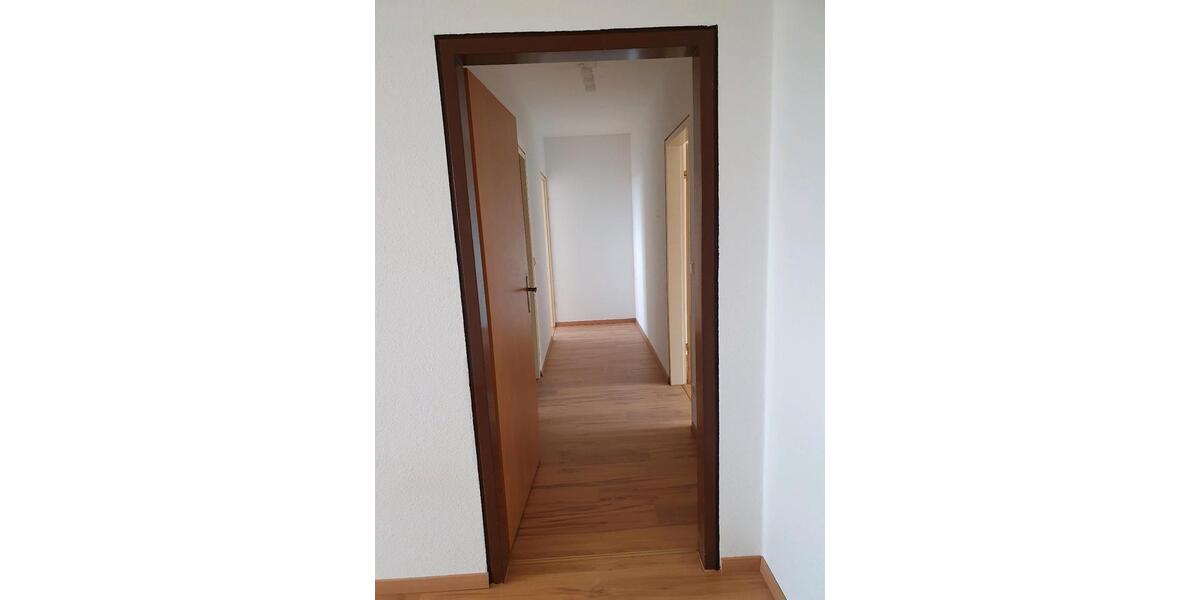 Etagenwohnung Wolfsburg Detmerode - 3 Zimmer, 83 m&sup2;, 179.000&euro; | Angebot:25613147