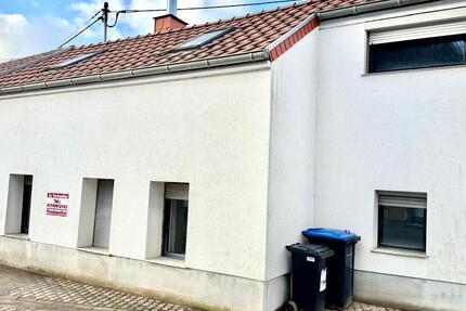 Kleines Reihenhaus in WadgassenHostenbach 3 zimmer