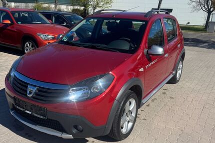 Dacia Sandero 100.000 km 3.650 &euro; Gotha 99867