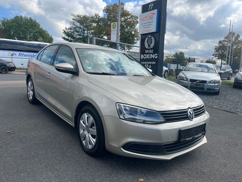 VW Jetta 116.000 km 6.990 € Wesseling - Köln 50389