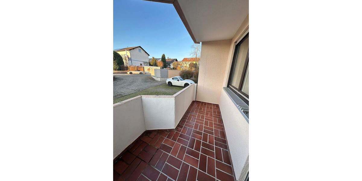 frisch renovierte 2-Zimmer Wohnung mit Garage nähe Universität 2 zimmer