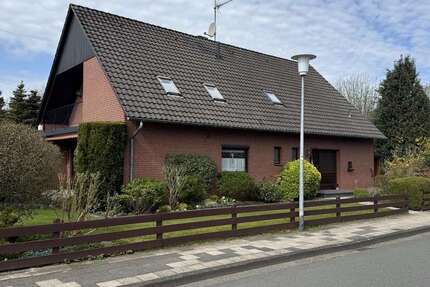 Haus Großenkneten - 7 Zimmer, 211 m&sup2;, 395.000&euro; | Angebot:26274648