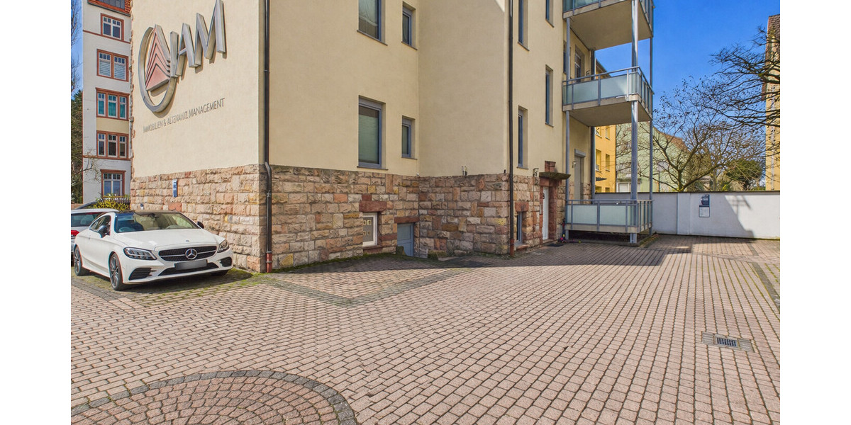 Exklusive 2-Zimmer-Wohnung mit Balkon, moderner Einbauküche und Stellplatz in Hanau - Etagenwohnung Hanau | Angebot:26019443