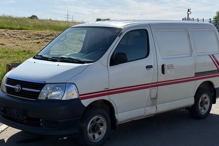 Toyota Hiace 254.000 km 4.350 &euro; Dotternhausen 72359