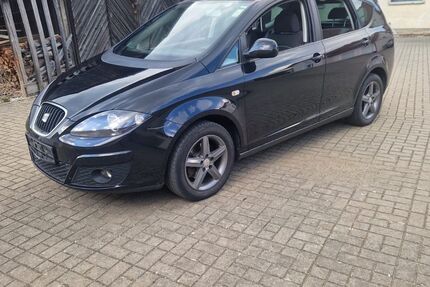 Seat Altea 110.112 km 6.499 &euro; Alteglofsheim 93087