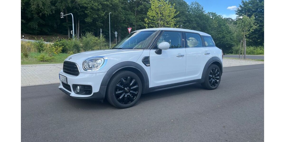 Mini One Countryman 14.600 km 18.990 &euro; Marburg 35037