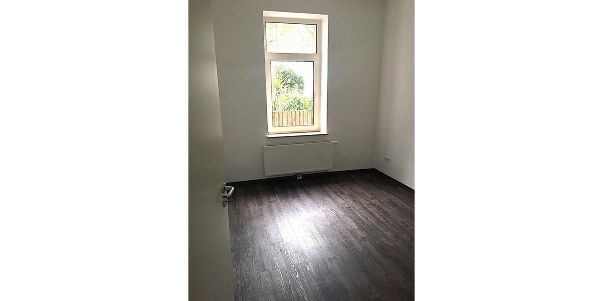 Erdgeschoßwohnung Bremerhaven Geestemünde - 2 Zimmer, 72 m&sup2;, 499&euro; | Angebot:25378860