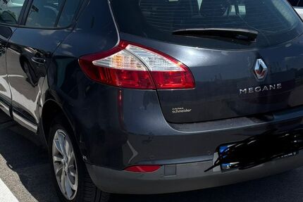 Renault Megane 112.000 km 5.200 &euro; Eichenau 82223