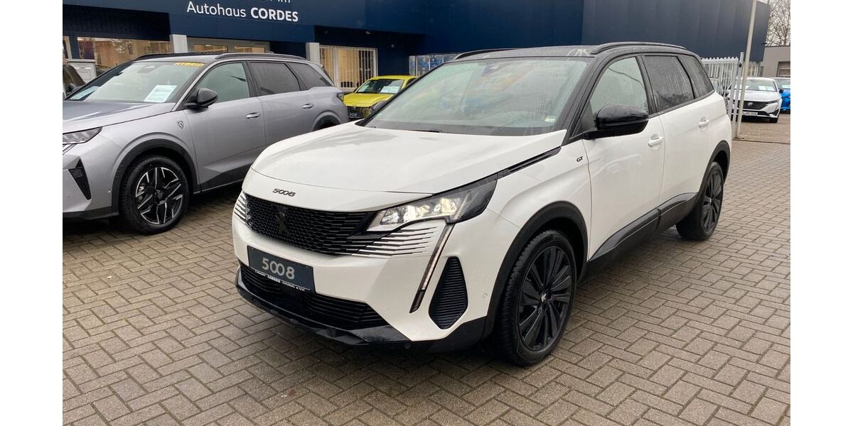 Peugeot 5008 106.300 km 27.950 &euro; Papenburg 26871