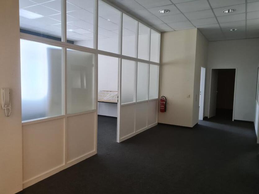 Helles Büro in zentraler Innenstadtlage – 181 m²
