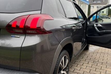 Peugeot 2008 83.000 km 8.800 &euro; Duisburg 47169