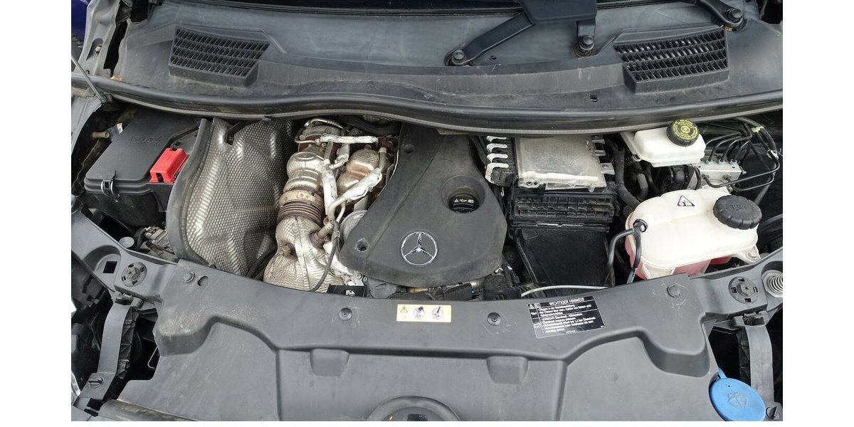 Mercedes-Benz Vito Tourer 119 CDI RWD PRO lang 9-Sitzer voll fah 242.000 km 16.950 &euro; Neumarkt/OPf 92318