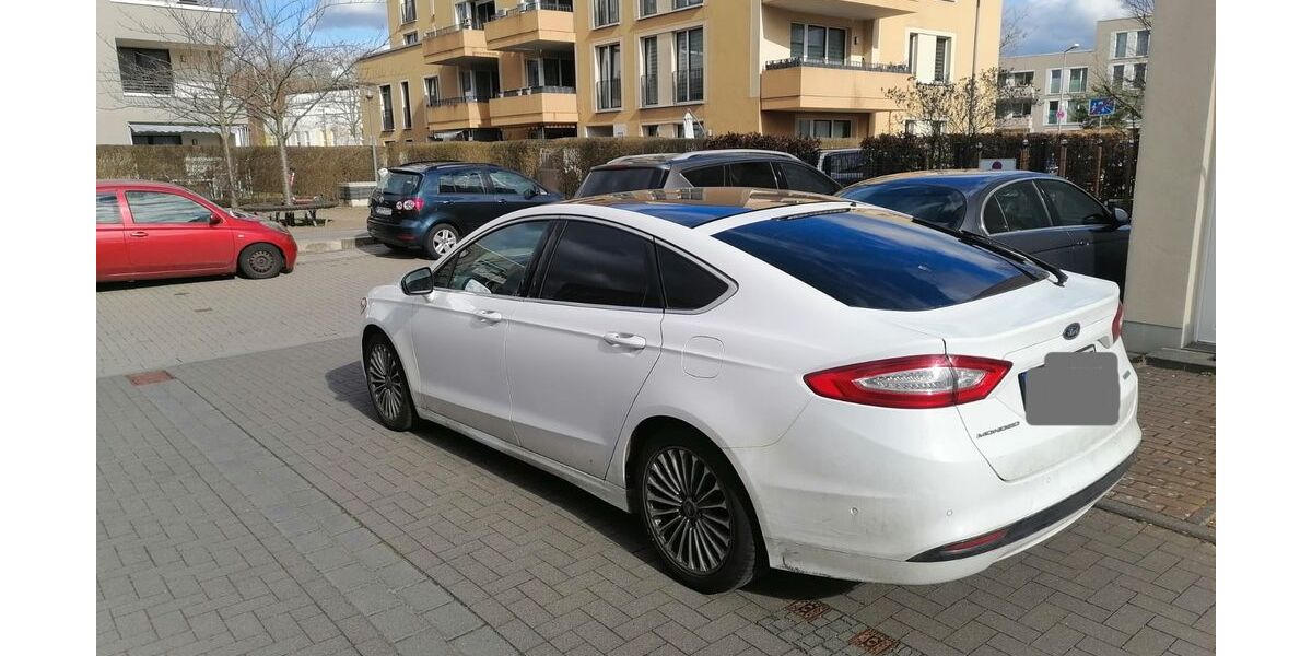 Ford Mondeo 164.500 km 7.950 &euro; Köln 51107