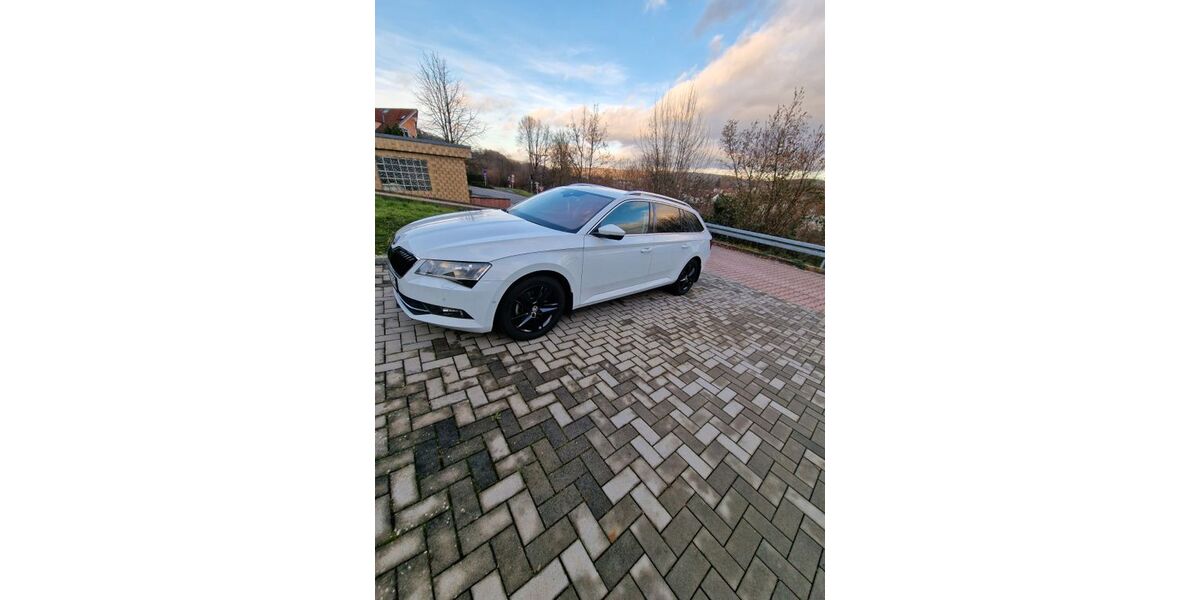 Skoda Superb 87.600 km 20.900 &euro; Bad König 64732