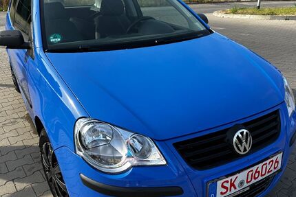 VW Polo 208.000 km 999 &euro; HALLE 06116