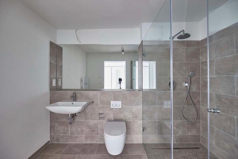 NeubauWohnung ab sofort in DD-Vennhausen