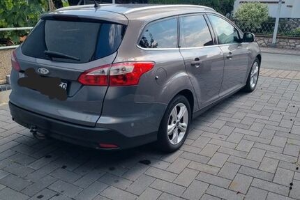 Ford Focus 218.000 km 3.999 &euro; Diez 65582