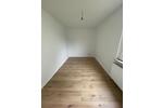 **FRISCH SANIERTE 3-Zimmerwohnung MIT BALKON UND TAGESLICHTBAD**