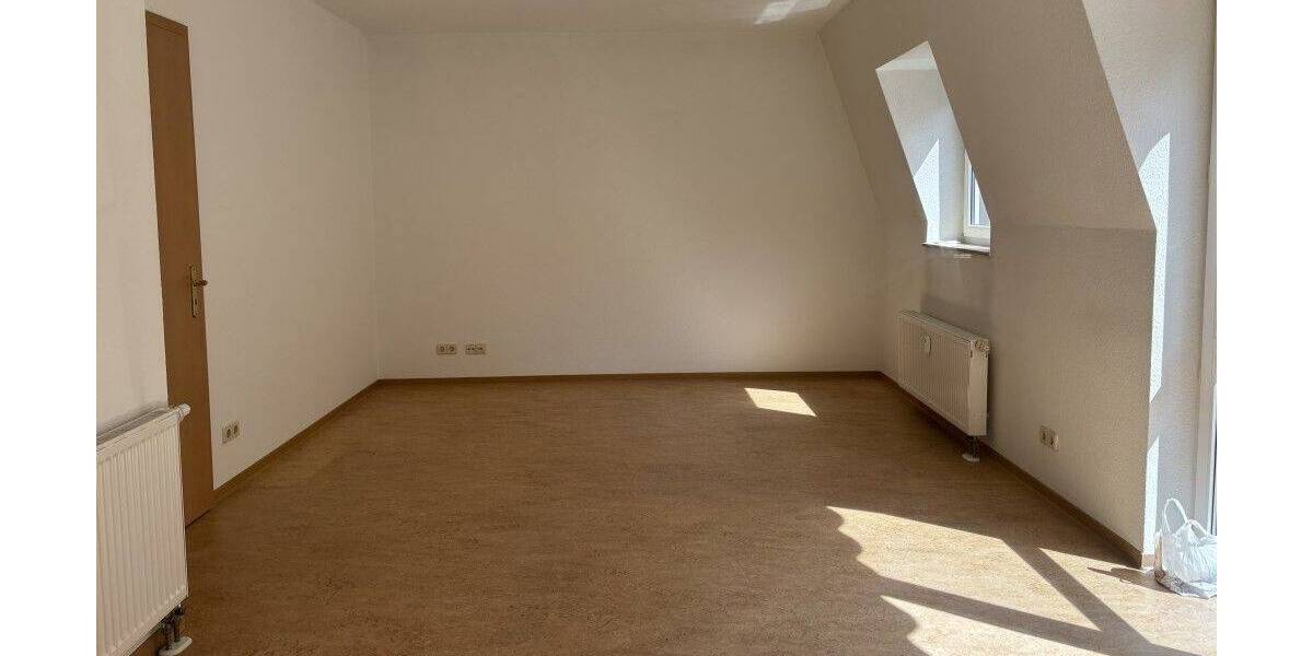 Etagenwohnung Radebeul - 2 Zimmer, 49 m&sup2;, 499&euro; | Angebot:26843727