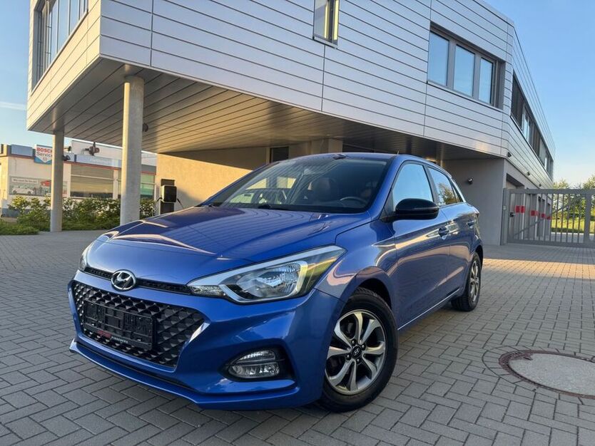 i20