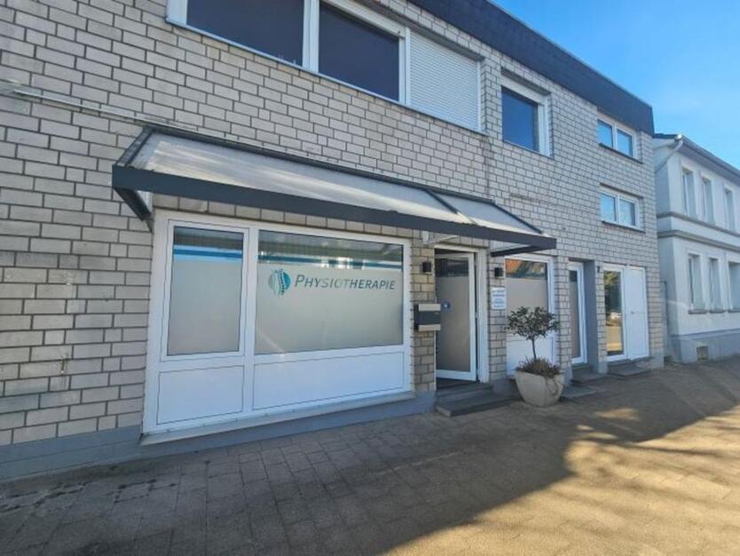 Praxisraum zur vermieten ca.80m² (50+30m² ) zimmer