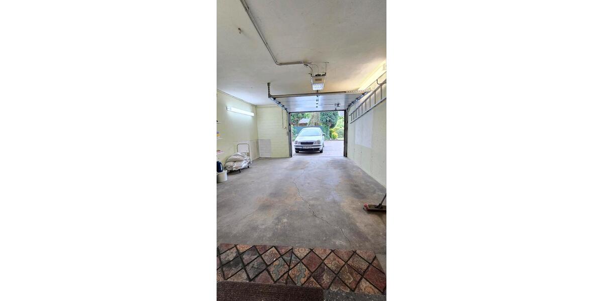 Reihenhaus Krefeld Benrad - 4 Zimmer, 125 m&sup2;, 1.500&euro; | Angebot:26623925