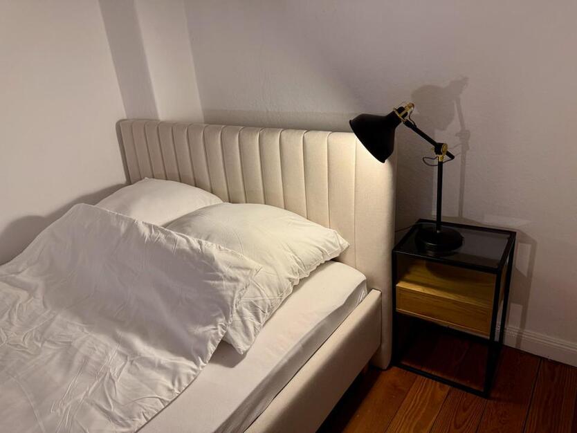 Möbierte Wohnung | zentral | Doppelbett +1 | Arbeitsplatz | WiFi