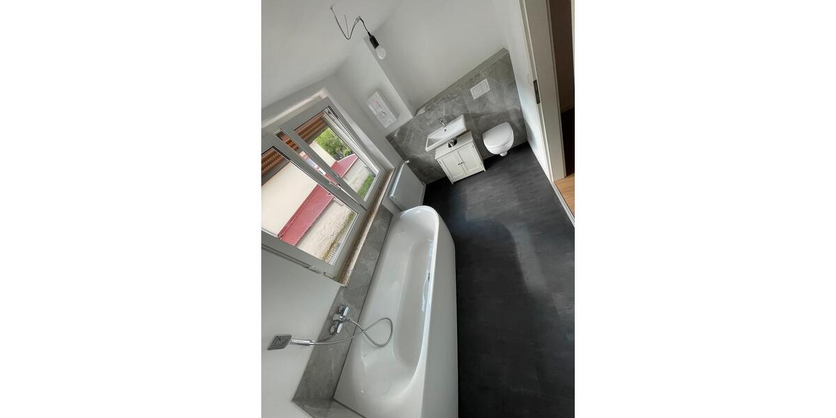 Doppelhaushälfte Annweiler am Trifels - 4 Zimmer, 120 m&sup2;, 1.300&euro; | Angebot:26408781