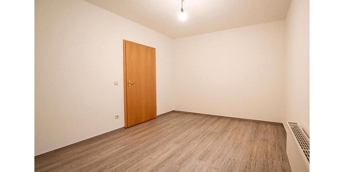 Etagenwohnung Klipphausen - 2 Zimmer, 40 m&sup2;, 400&euro; | Angebot:25935601