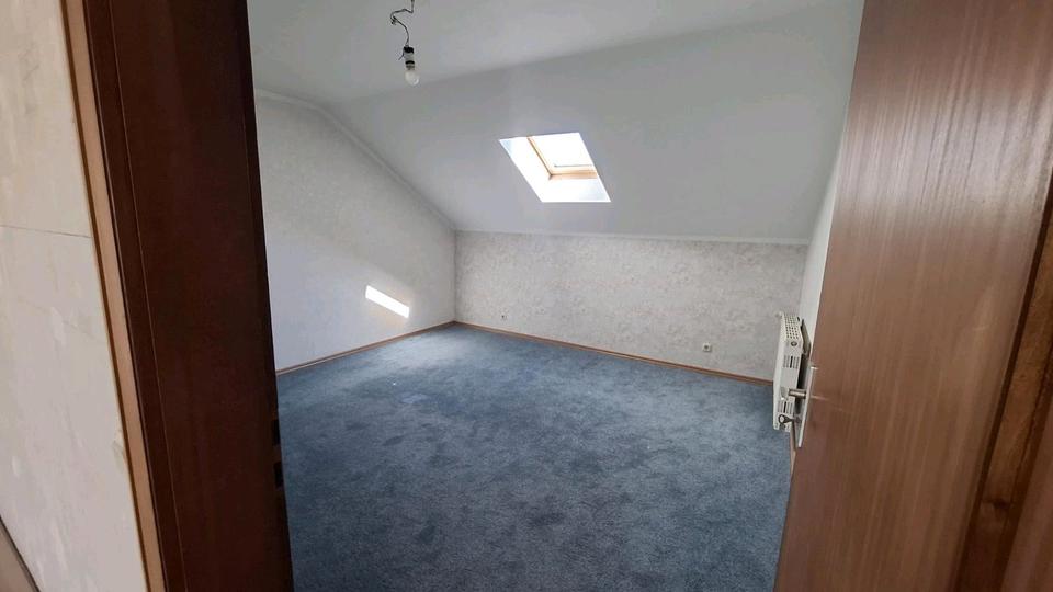 Reihenhaus Beckingen - 7 Zimmer, 140 m&sup2;, 120.000&euro; | Angebot:26884832