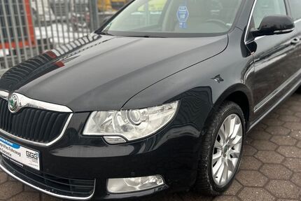 Skoda Superb 154.830 km 9.490 &euro; hamburg 20539