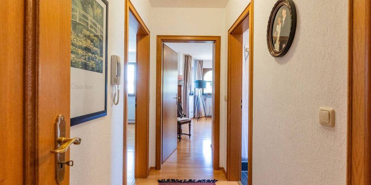 Mehrfamilienhaus, Wohnhaus Bischofsheim - 8 Zimmer, 275 m&sup2;, 850.000&euro; | Angebot:26498821