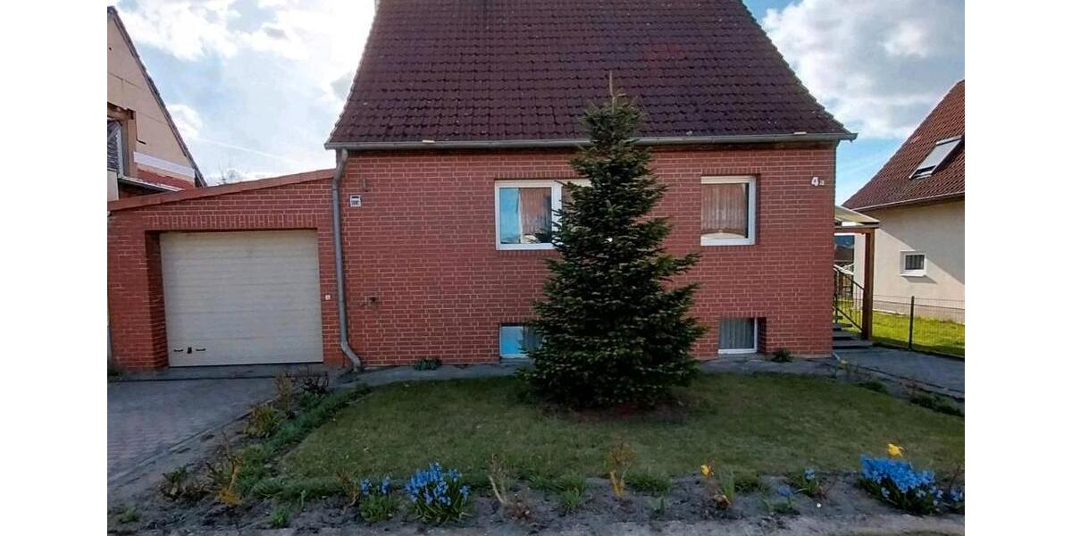 Einfamilienhaus Klötze - 6 Zimmer, 130 m&sup2;, 200.000&euro; | Angebot:26764215