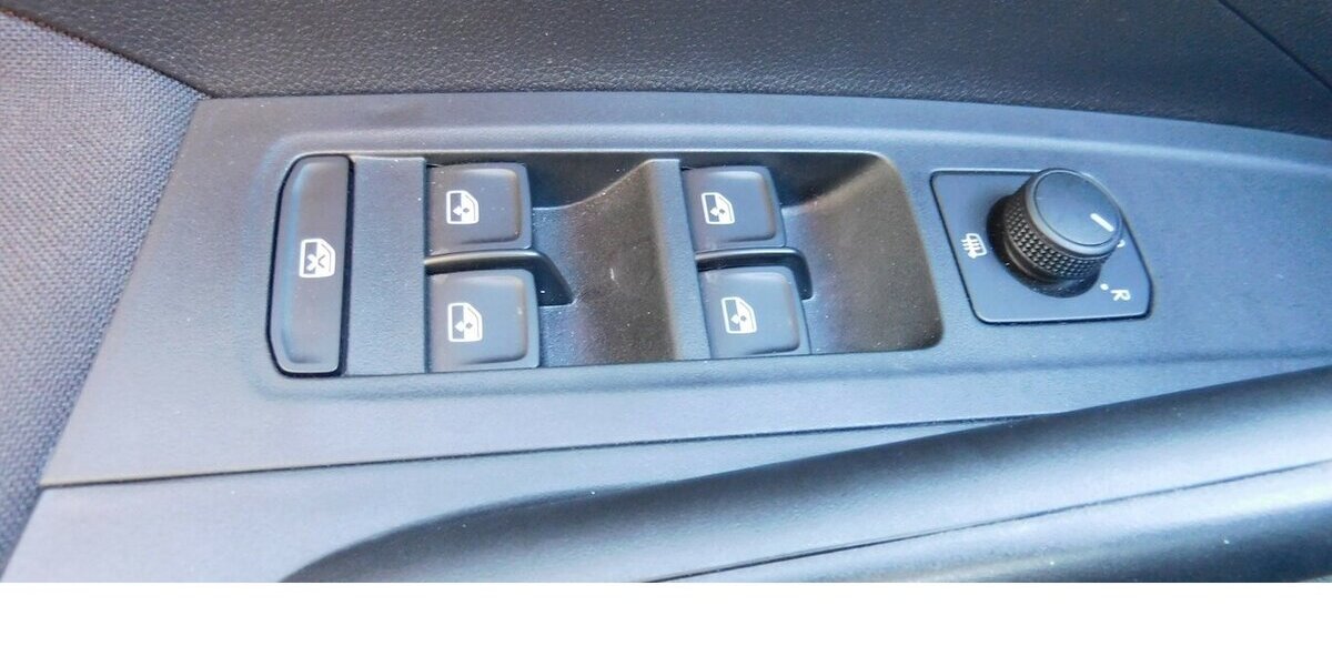 Skoda Fabia 1.0 Ambion TSI BMT 4TRG Klima Navi 14.100 km 16.390 &euro; Vordorf 38533