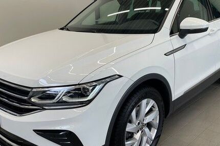 VW Tiguan 82.260 km 29.890 € Cloppenburg 49661