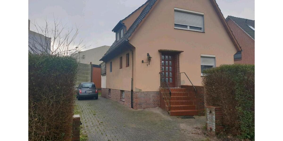 Einfamilienhaus Brake (Unterweser) - 6 Zimmer, 120 m&sup2;, 179.000&euro; | Angebot:25377843