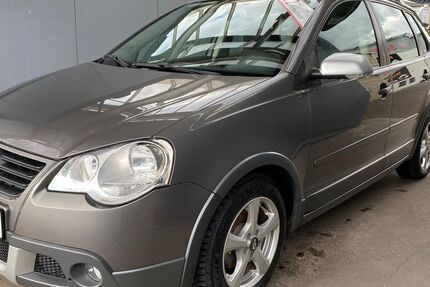 VW Polo 82.570 km 5.999 &euro; Dessau-Roßlau 06847