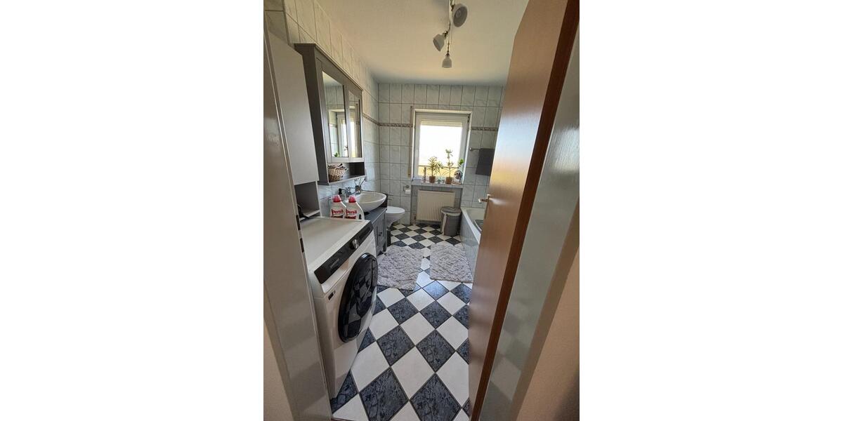 Dachgeschoßwohnung Bad Wurzach - 3 Zimmer, 68 m&sup2;, 700&euro; | Angebot:25415779